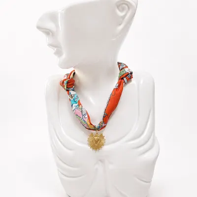 Collar